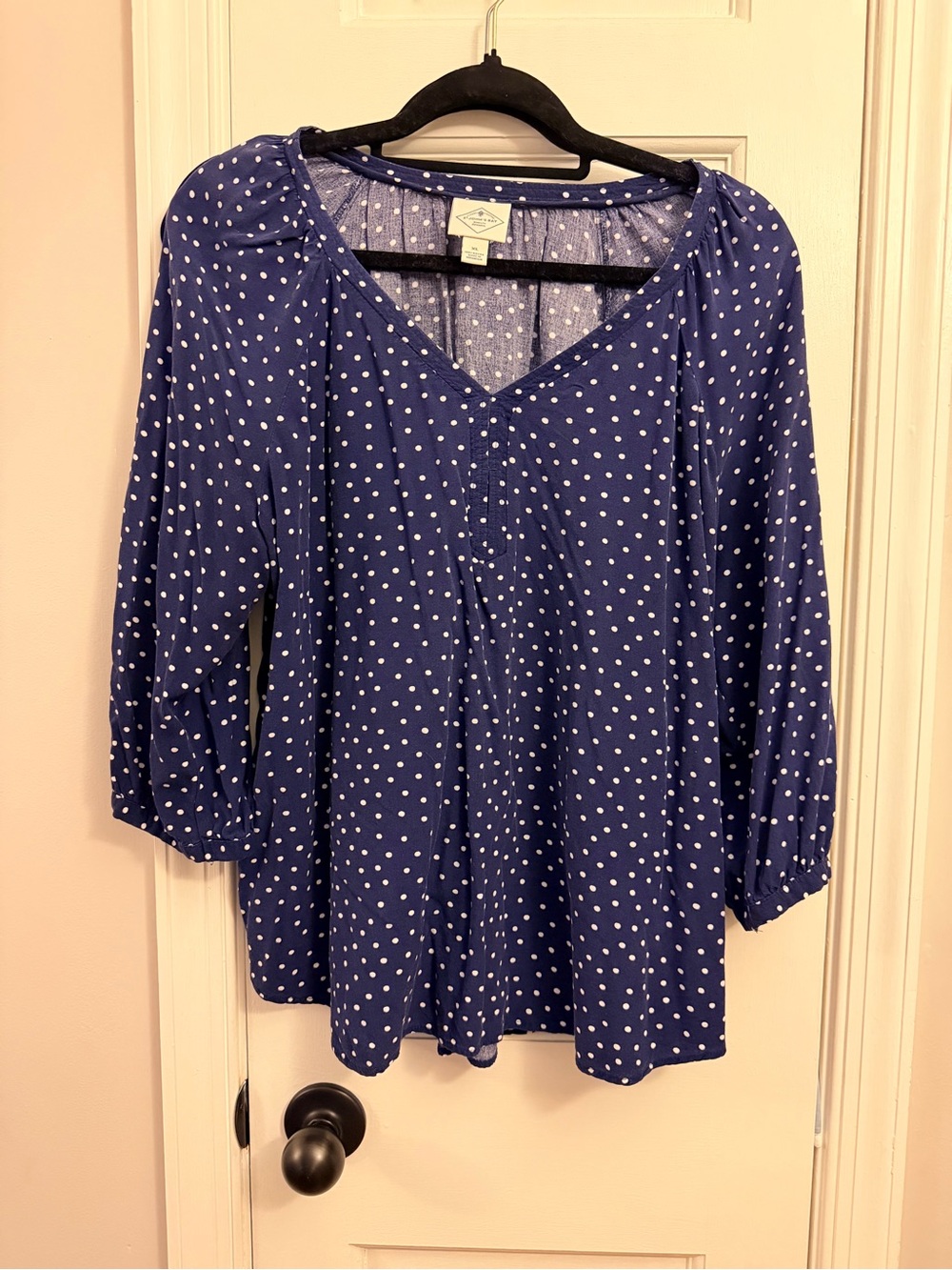 St. John's Bay Navy Blue Polka Dot V-Neck Long Sleeve Top